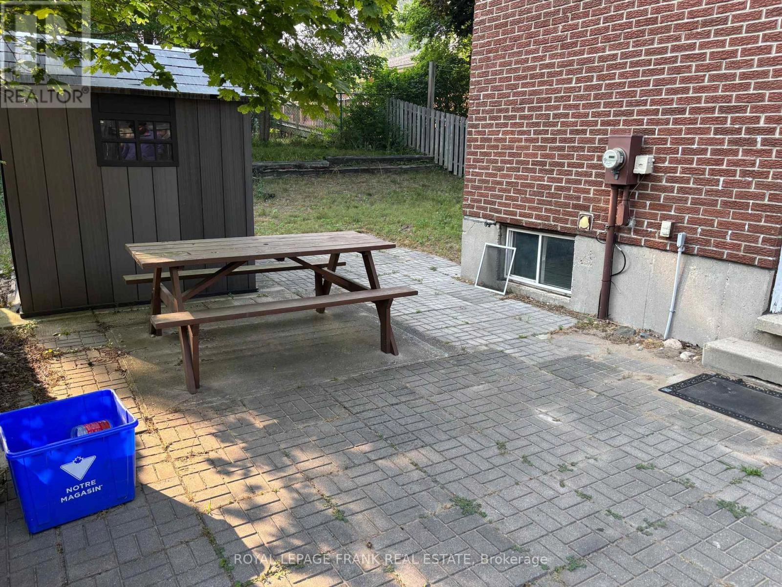 1098 Milne Drive, Kincardine, Ontario  N2Z 1X4 - Photo 2 - X12285604