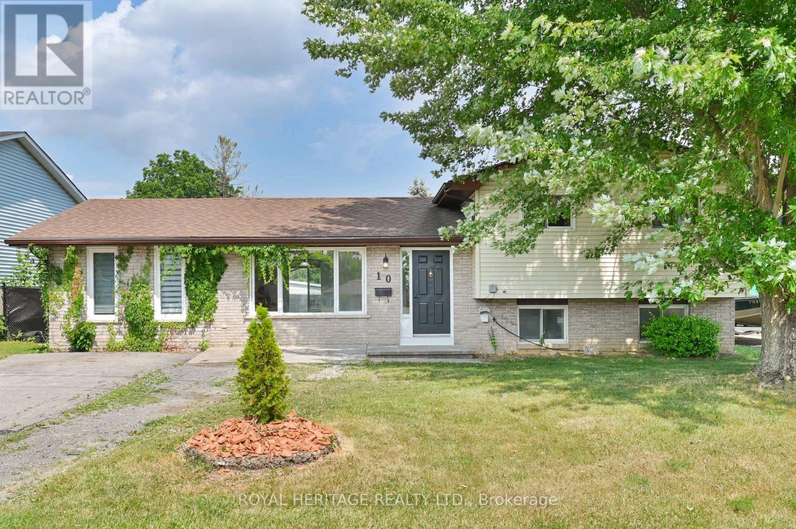 10 Reid Street, Greater Napanee, Ontario  K7R 3V2 - Photo 3 - X12285829