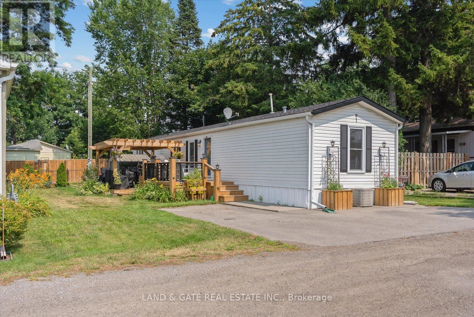 1 Park Lane, Hamilton Township, Ontario  K9A 0X9 - Photo 1 - X12285861