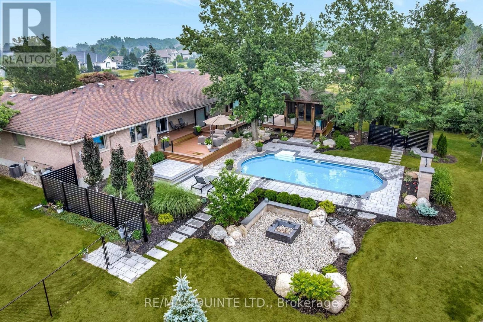 100 Bay Breeze Street, Prince Edward County, Ontario  K8N 0L4 - Photo 1 - X12285965
