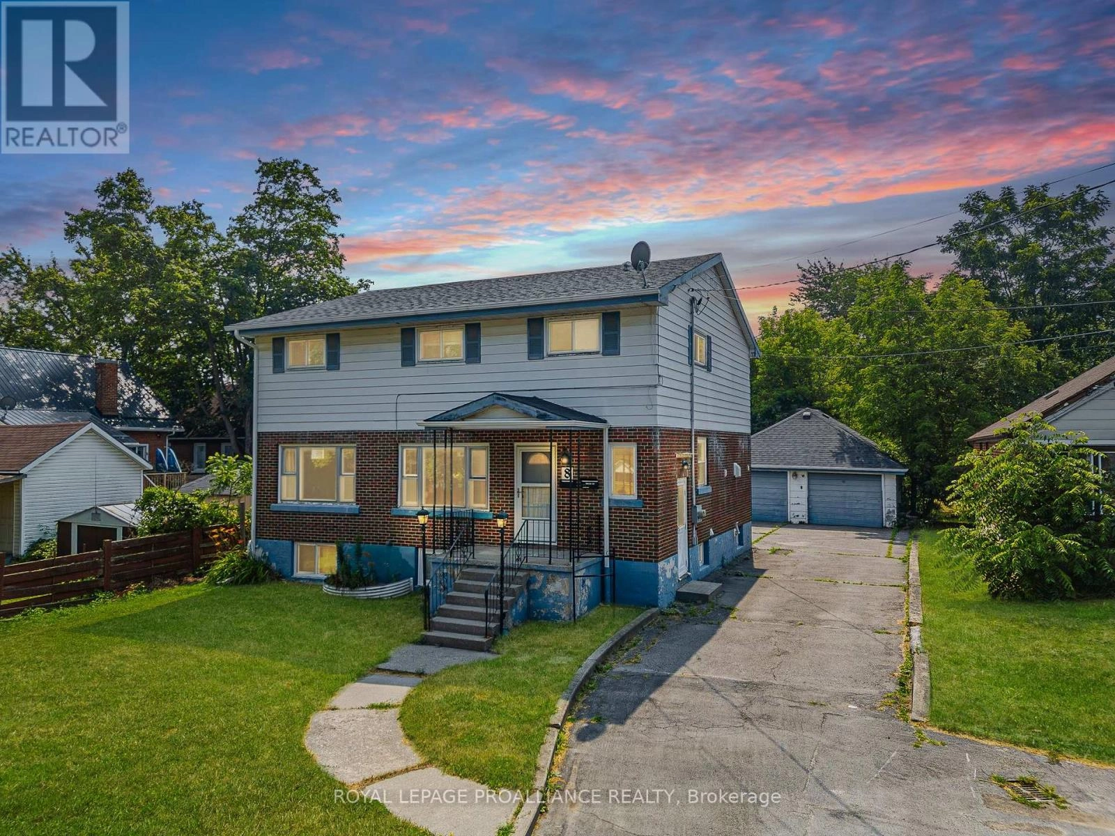8 Reynolds Crescent, Belleville, Ontario  K8P 2W7 - Photo 1 - X12286536