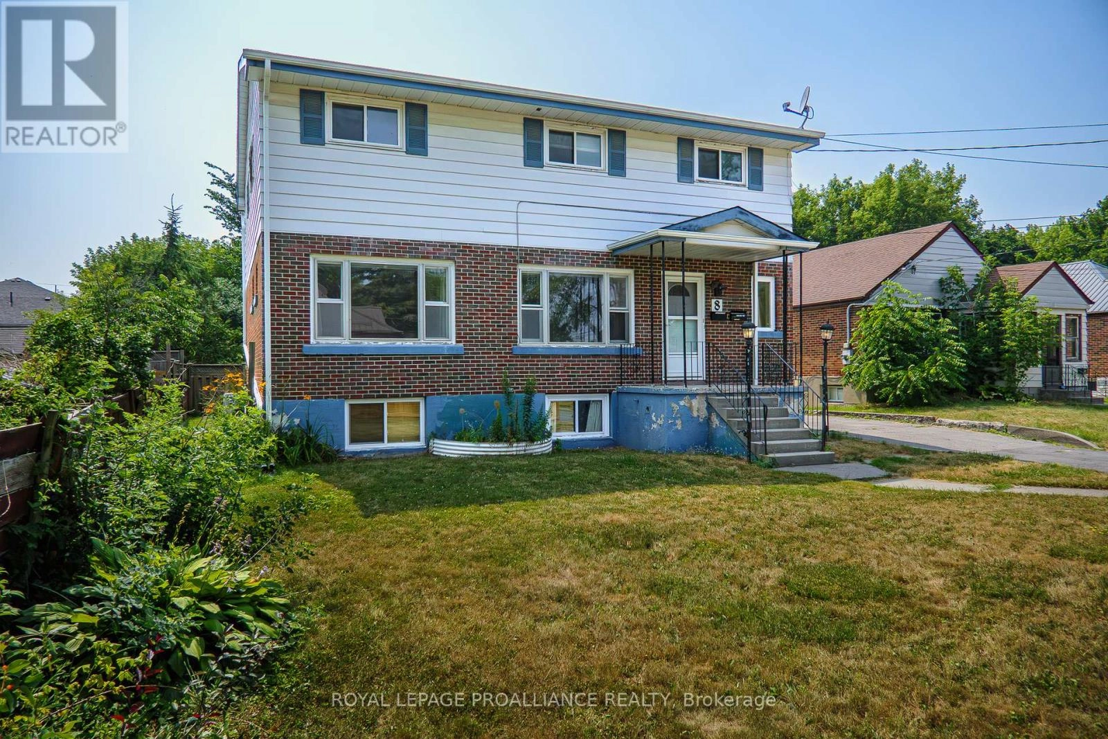 8 Reynolds Crescent, Belleville, Ontario  K8P 2W7 - Photo 3 - X12286536