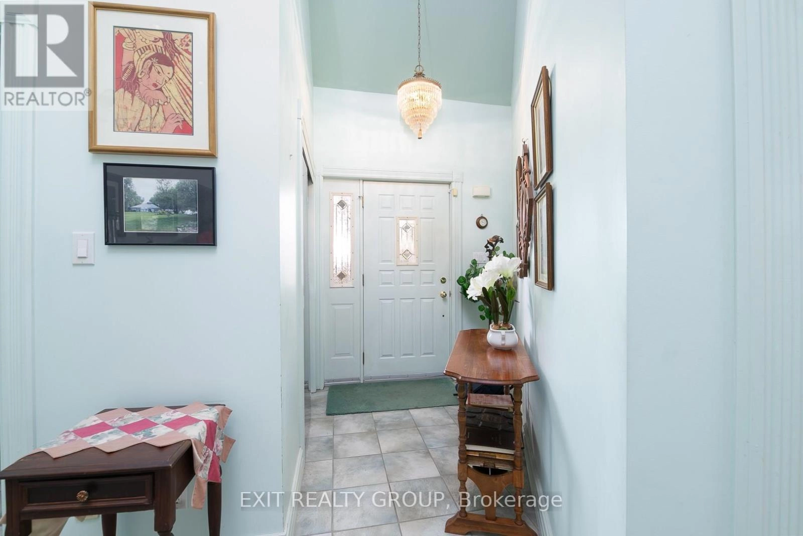 45 Peats Point Lane, Prince Edward County, Ontario  K8N 4Z7 - Photo 2 - X12286573