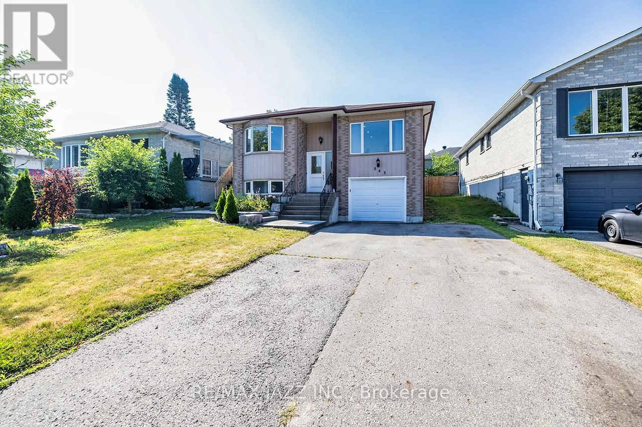843 Charisma Crescent, Oshawa, Ontario  L1J 7S8 - Photo 2 - E12287626