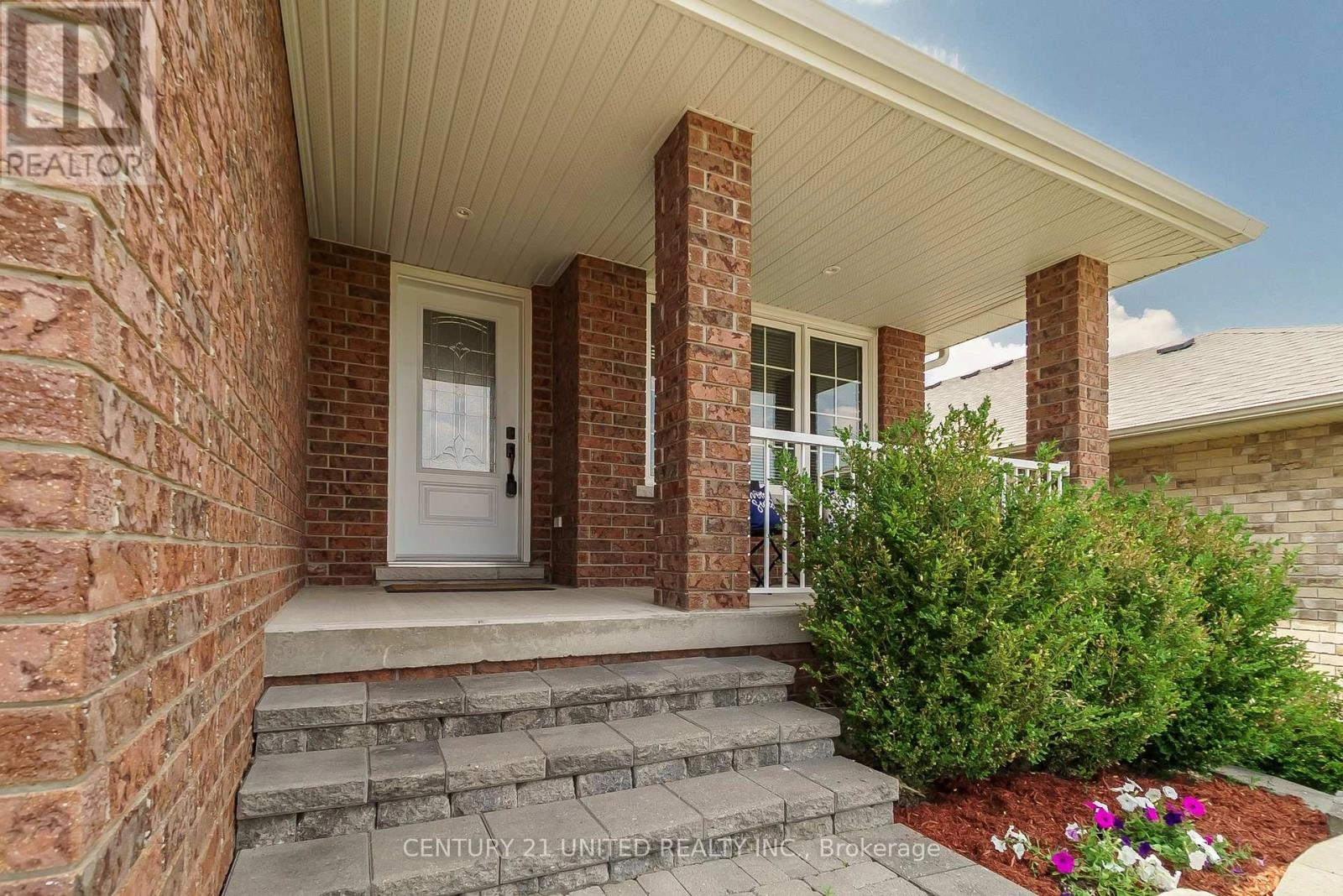 441 Bianco Crescent, Peterborough West, Ontario  K9K 0A3 - Photo 3 - X12287892