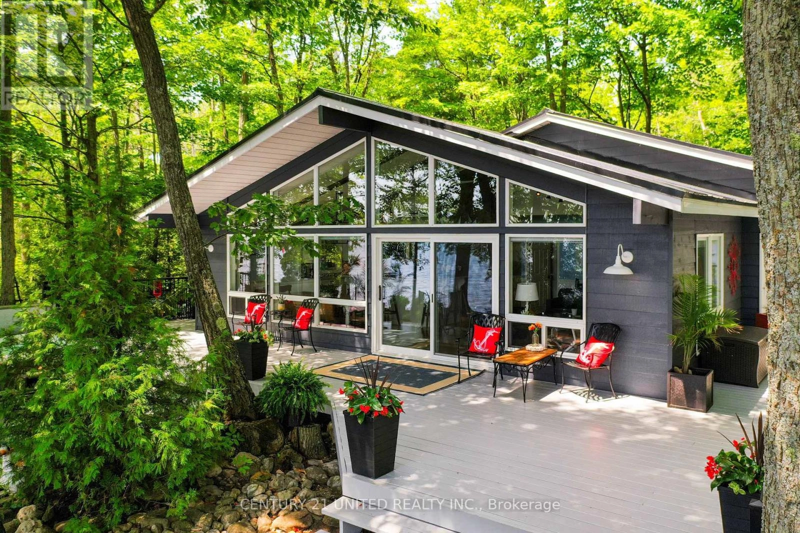 7004 Island 70, Trent Lakes, Ontario  K0L 1T0 - Photo 3 - X12288087