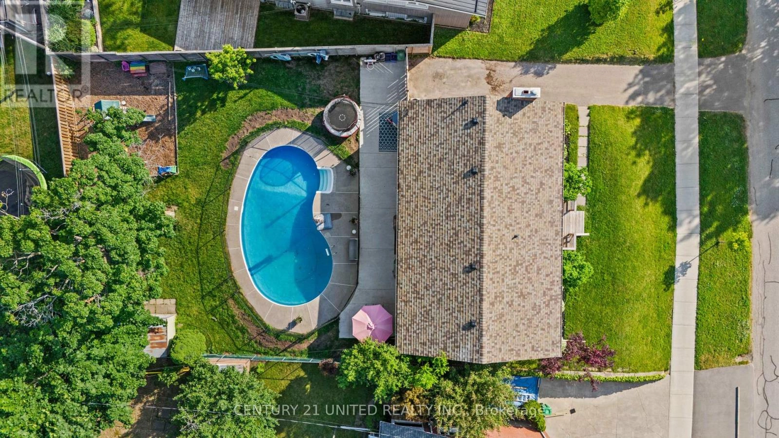 1056 Glebemount Crescent, Peterborough North, Ontario  K9H 6M3 - Photo 2 - X12288203