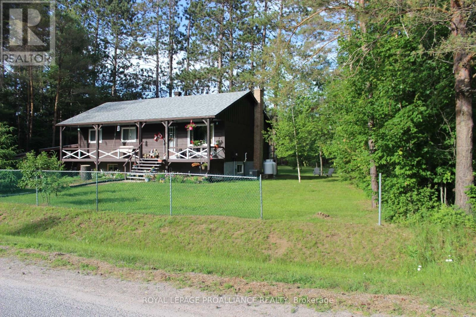 43 Airport Road, Addington Highlands, Ontario  K0H 2G0 - Photo 2 - X12289156