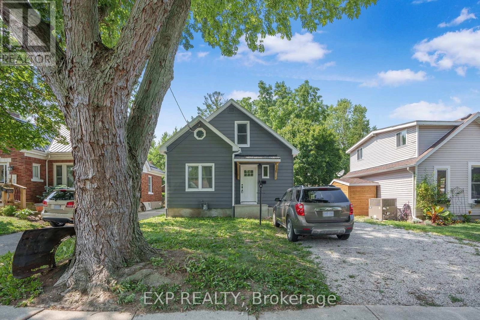 187 Forest Street, Chatham-Kent, Ontario  N7L 2A7 - Photo 2 - X12290080