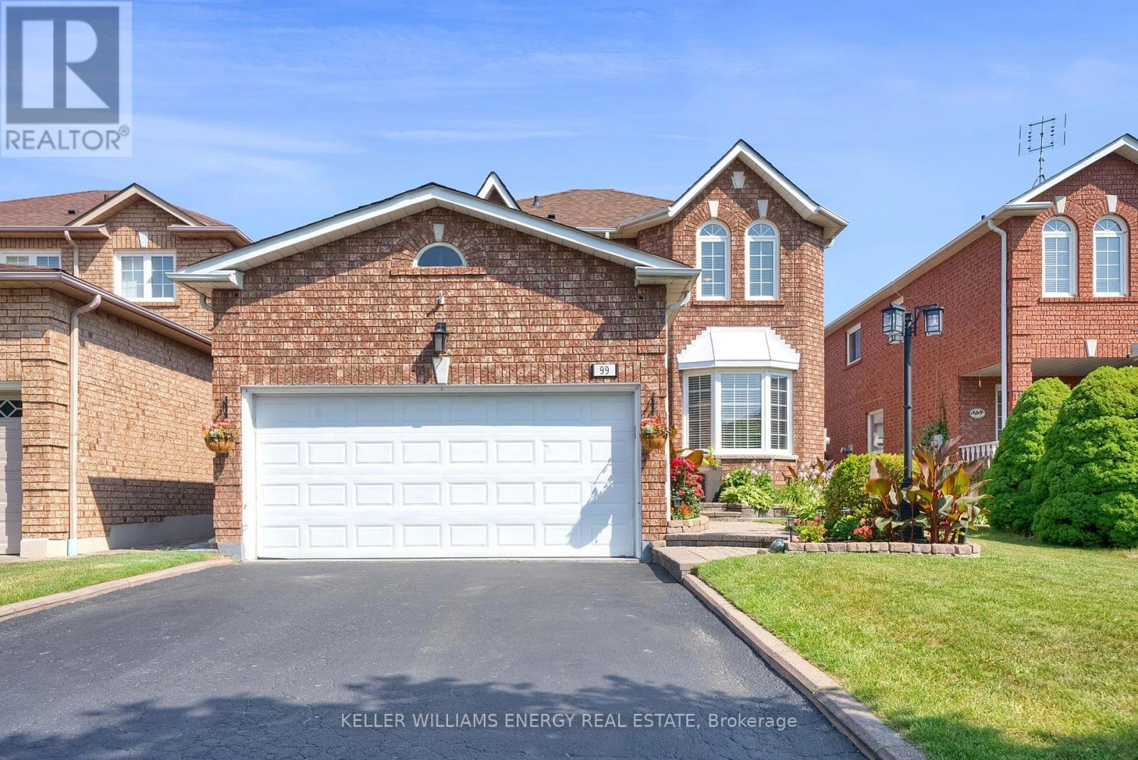99 Parnell Crescent, Whitby, Ontario  L1R 1X1 - Photo 2 - E12290132
