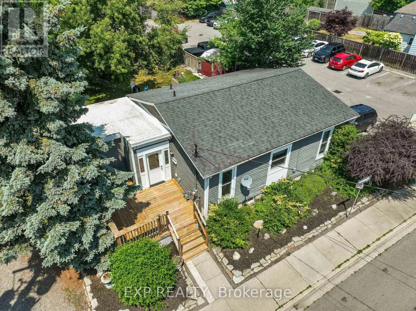 16 Swayne Street, Cobourg, Ontario  K9A 1K5 - Photo 2 - X12290298