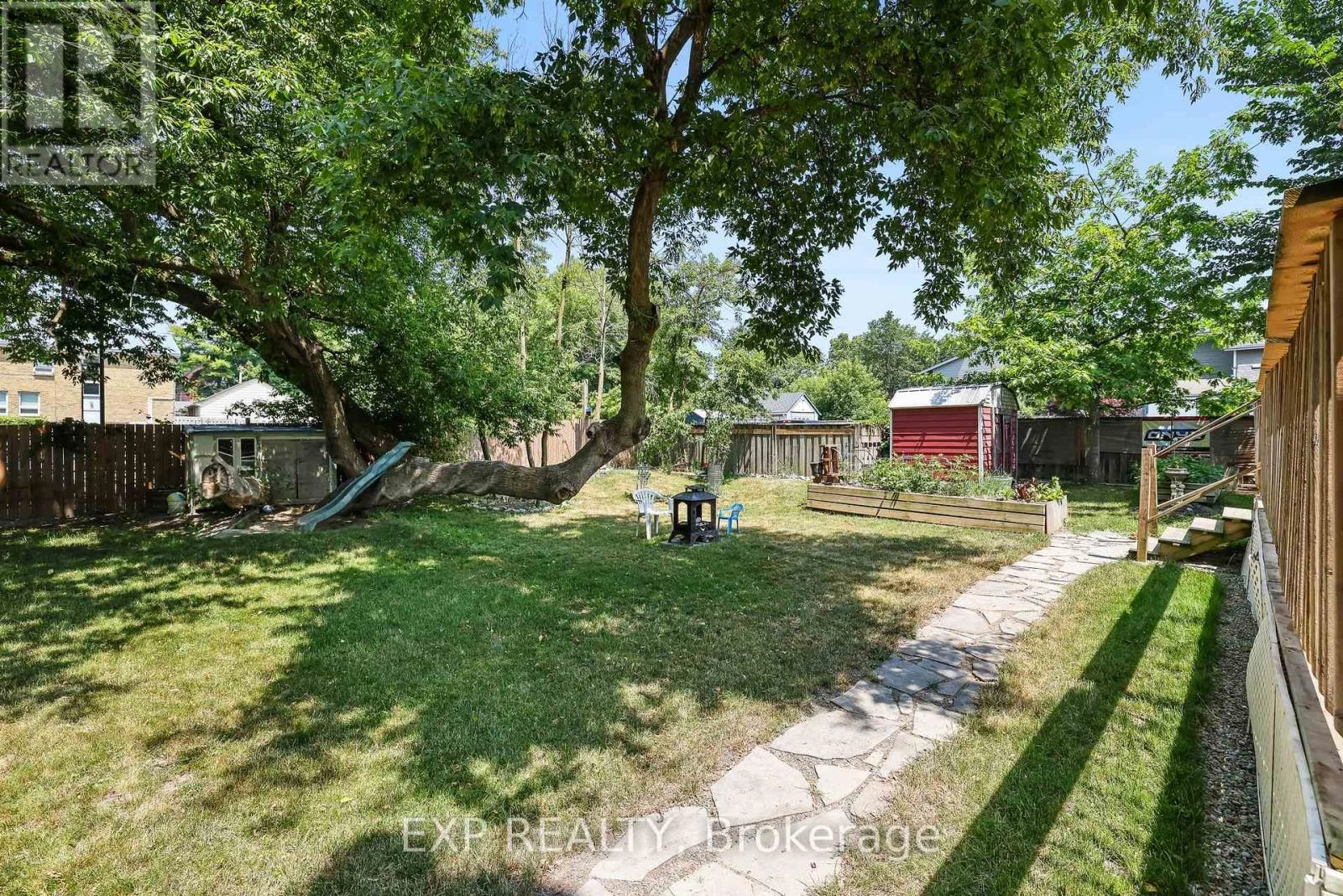 16 Swayne Street, Cobourg, Ontario  K9A 1K5 - Photo 3 - X12290298