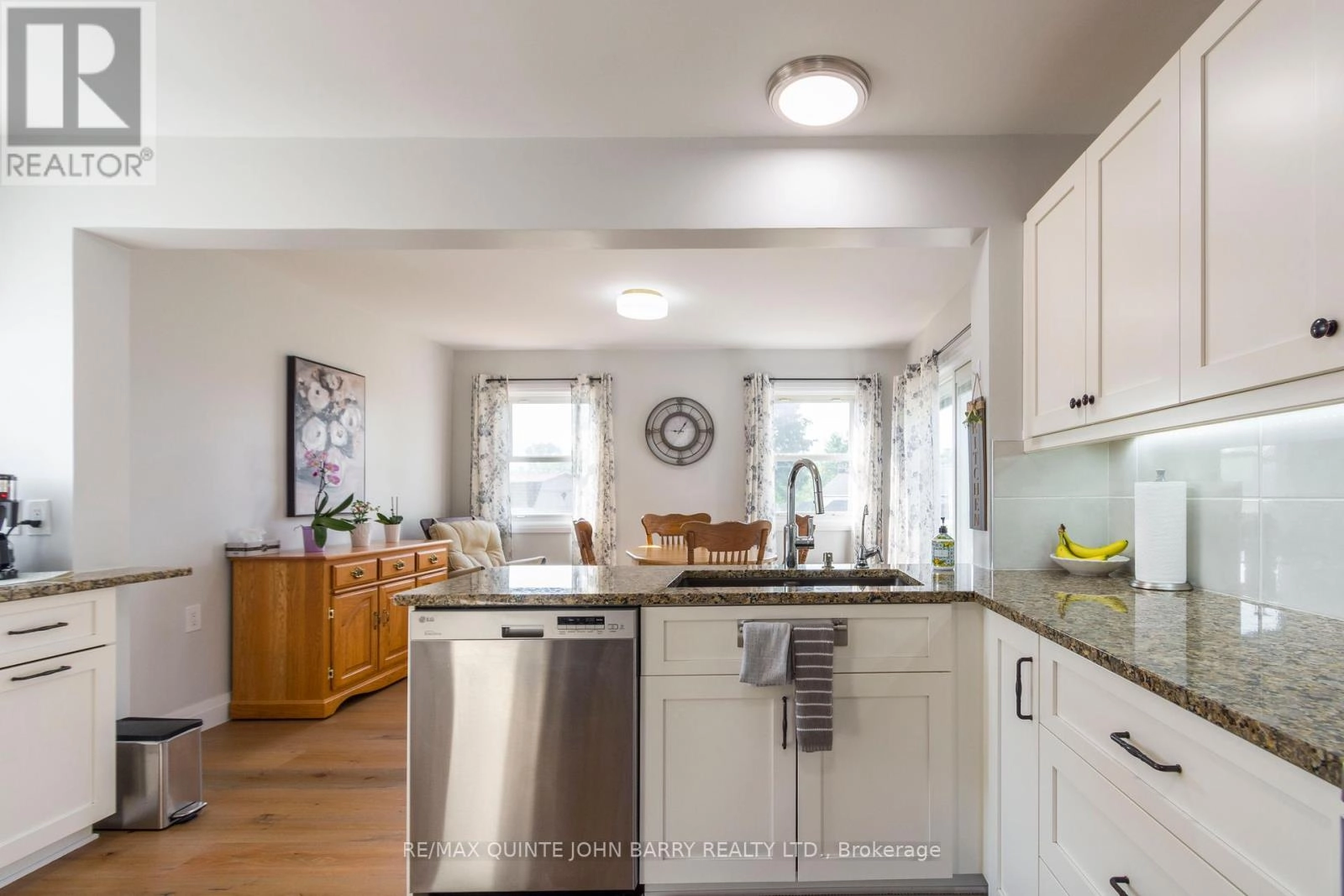 15 Coleman Drive, Quinte West, Ontario K8V 3A5 - Photo 13 - X12290685