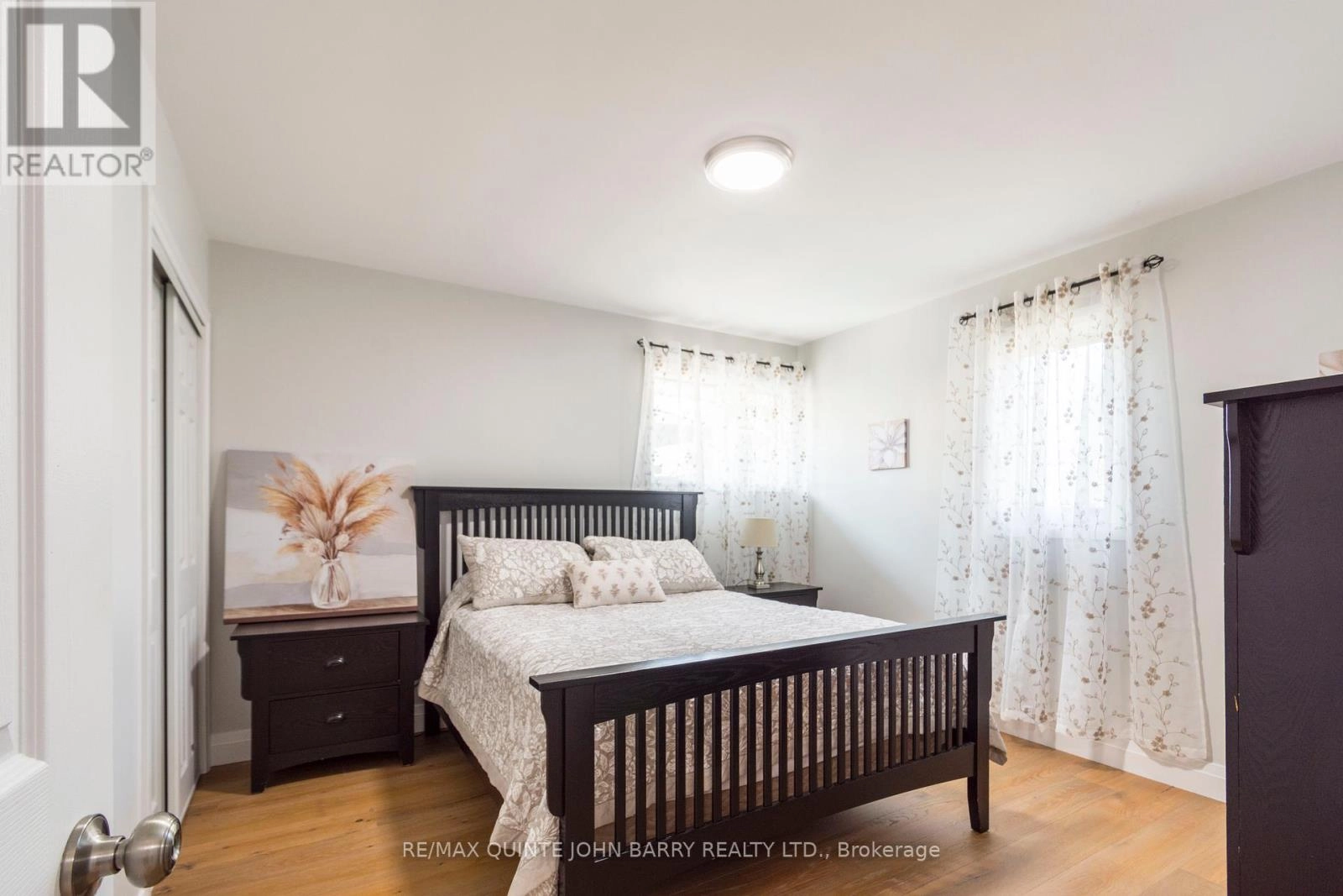 15 Coleman Drive, Quinte West, Ontario K8V 3A5 - Photo 19 - X12290685