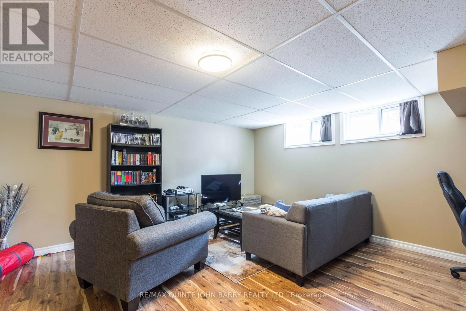 15 Coleman Drive, Quinte West, Ontario K8V 3A5 - Photo 22 - X12290685