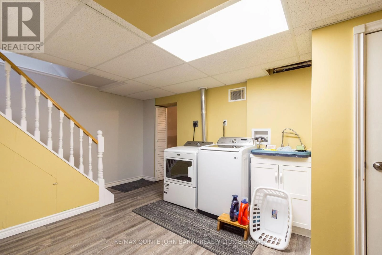 15 Coleman Drive, Quinte West, Ontario K8V 3A5 - Photo 27 - X12290685