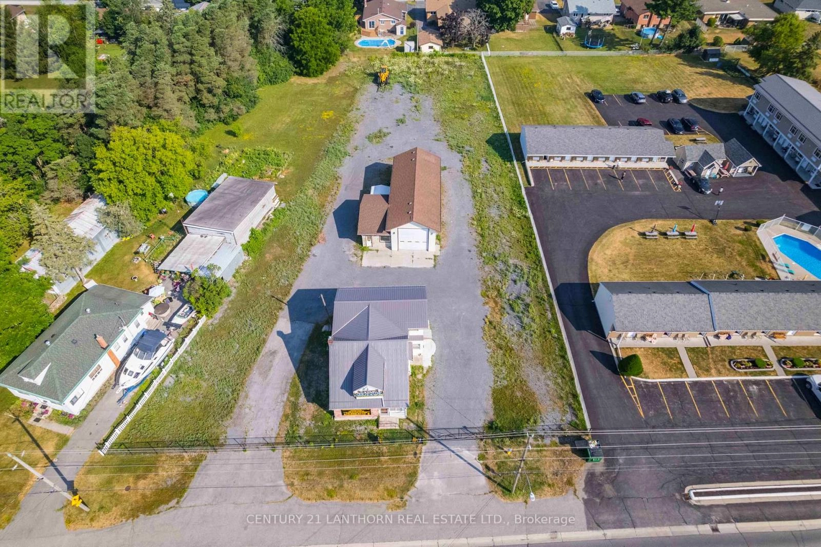 301 Dundas Street, Greater Napanee, Ontario  K7R 2B3 - Photo 2 - X12291049