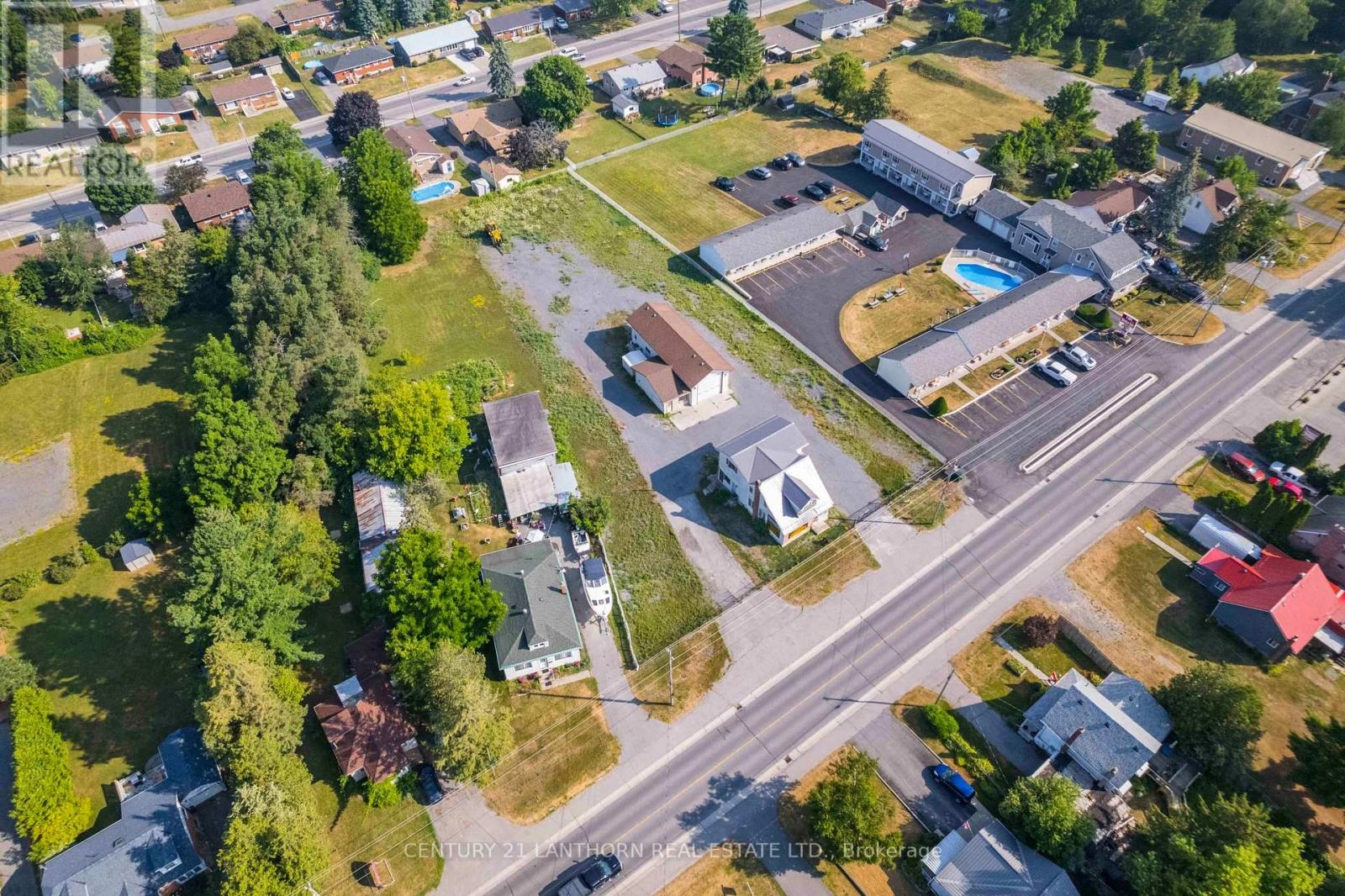 301 Dundas Street, Greater Napanee, Ontario  K7R 2B3 - Photo 3 - X12291049