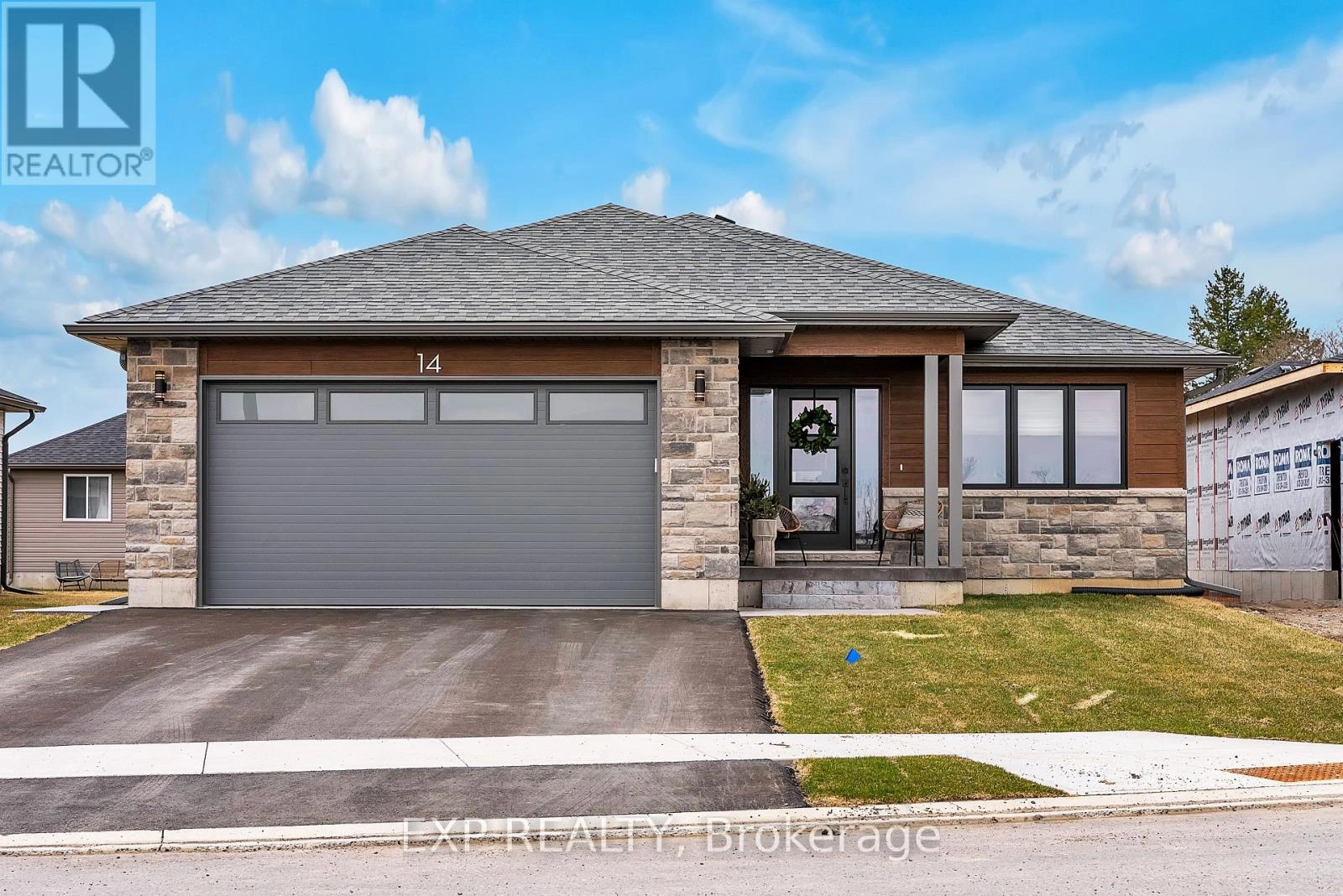 14 Horton Court, Belleville, Ontario  K8P 0H3 - Photo 3 - X12291111