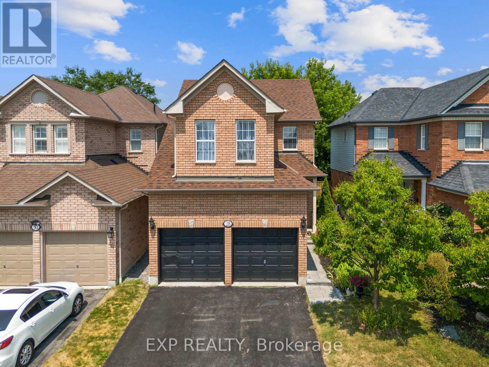 28 Telegraph Drive, Whitby, Ontario  L1P 1S2 - Photo 2 - E12291481