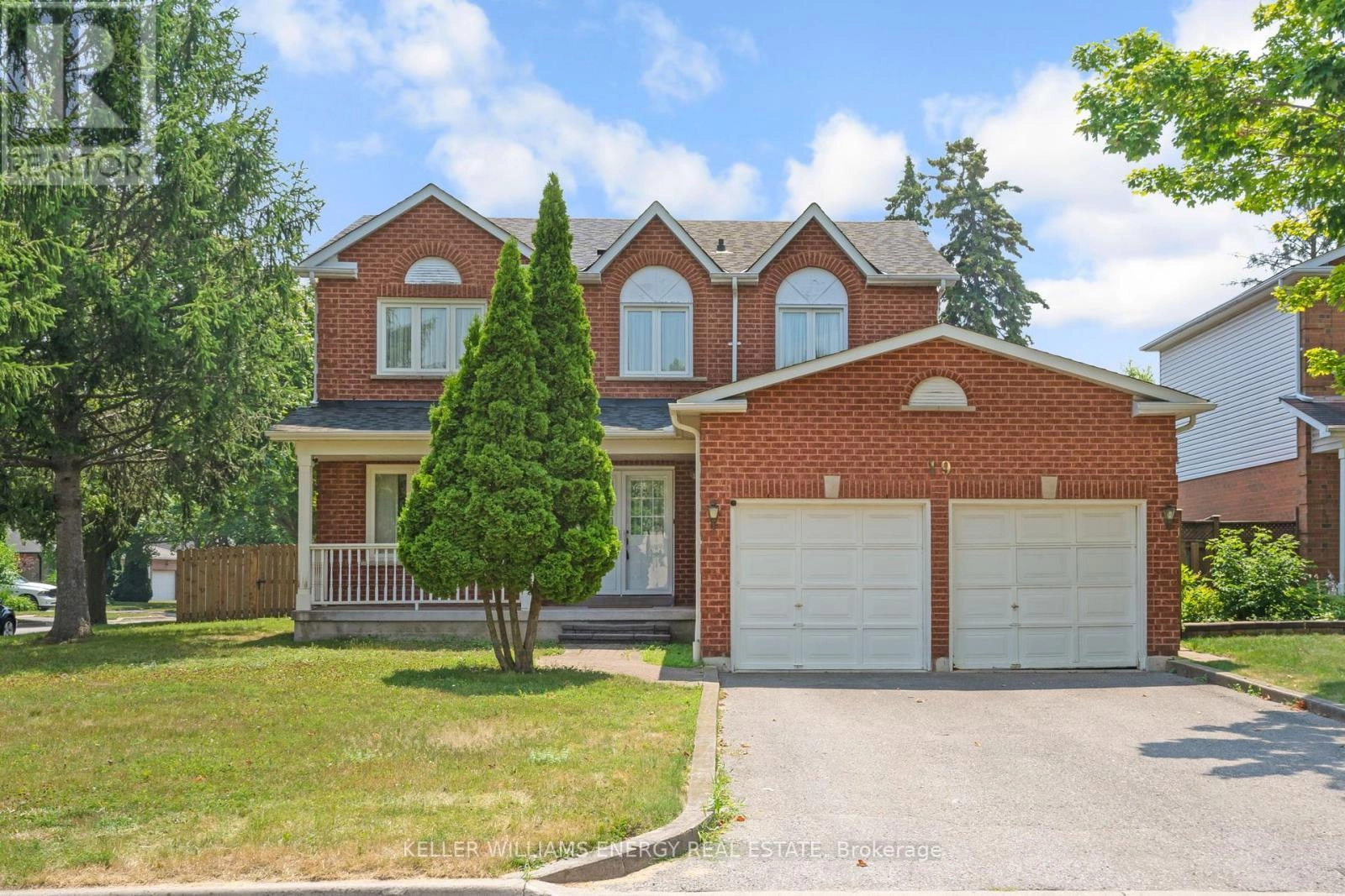 19 Springsyde Street, Whitby, Ontario  L1N 8A2 - Photo 1 - E12291674
