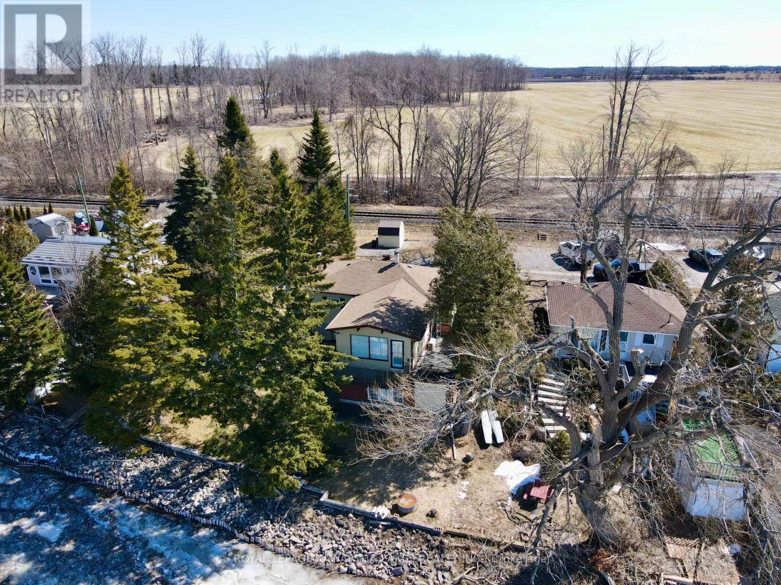 92 Alsops Beach Road, Brock, Ontario  L0K 1A0 - Photo 2 - N12185516