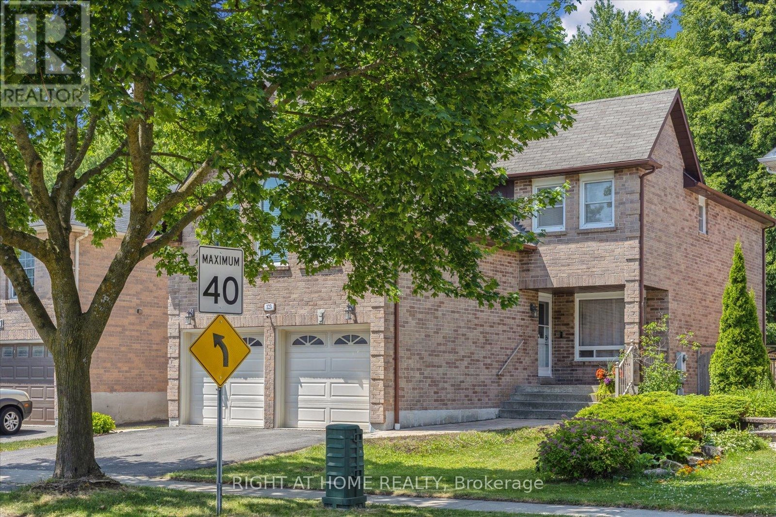 123 Ravenscroft Road, Ajax, Ontario  L1T 1X3 - Photo 1 - E12292419