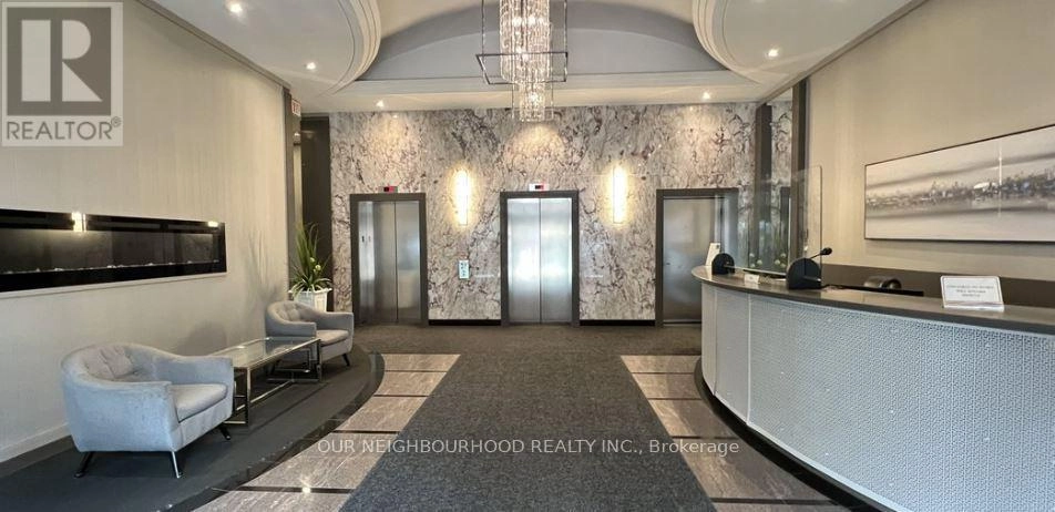 615 - 555 Yonge Street, Toronto, Ontario  M4Y 3A6 - Photo 3 - C12292847