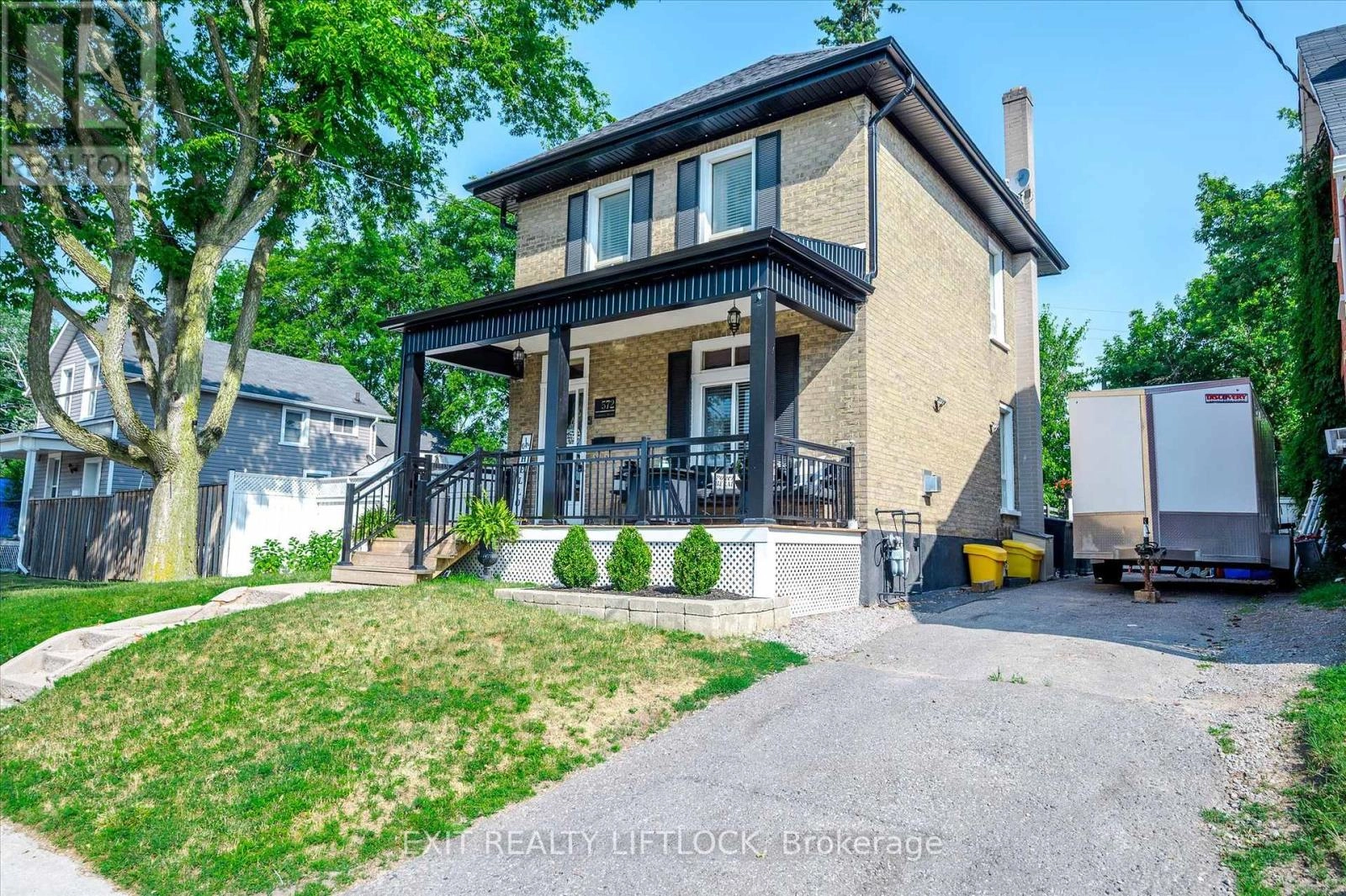 572 Romaine Street, Peterborough Central, Ontario  K9J 2E3 - Photo 2 - X12293165