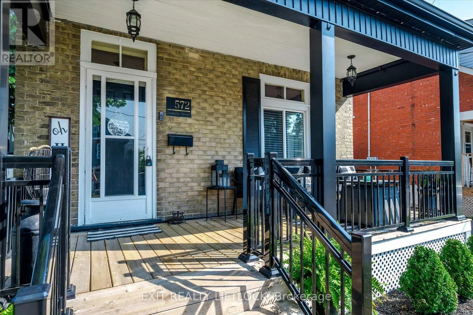 572 Romaine Street, Peterborough Central, Ontario  K9J 2E3 - Photo 3 - X12293165