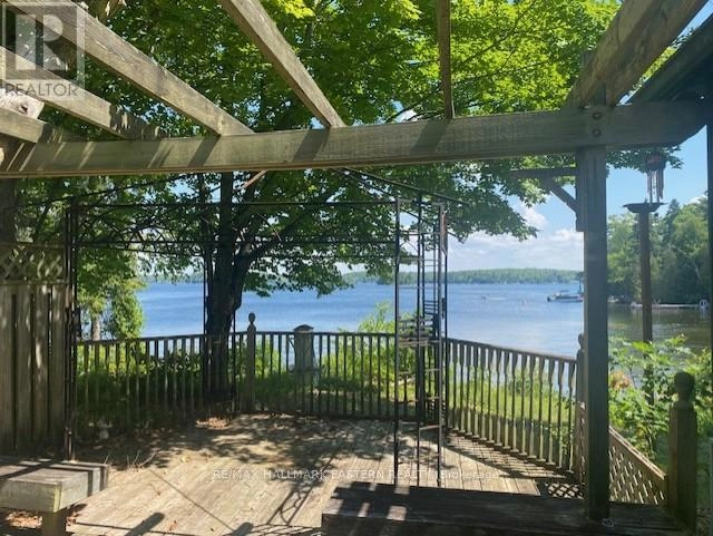 10 Vern Court, Kawartha Lakes, Ontario  K0M 1A0 - Photo 2 - X12293495