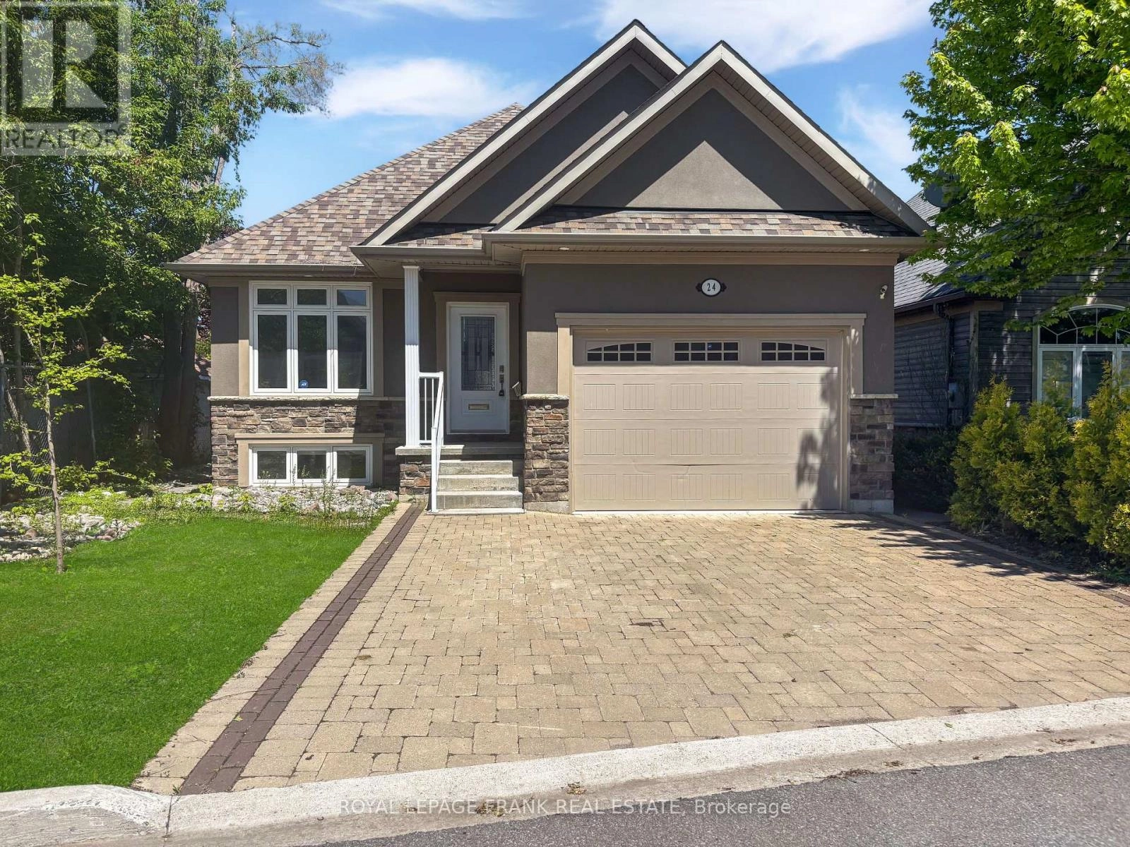 8 - 24 Brinton Drive, Peterborough South, Ontario  K9J 8S8 - Photo 2 - X12293517