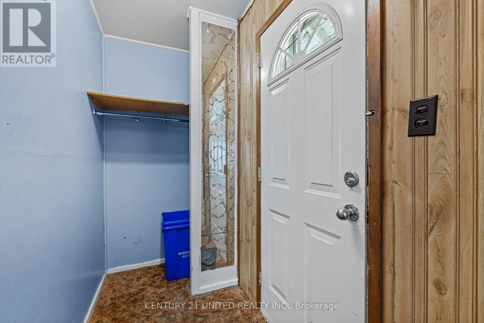 249 Woodbine Avenue, Peterborough East, Ontario  K9H 1N8 - Photo 2 - X12294250