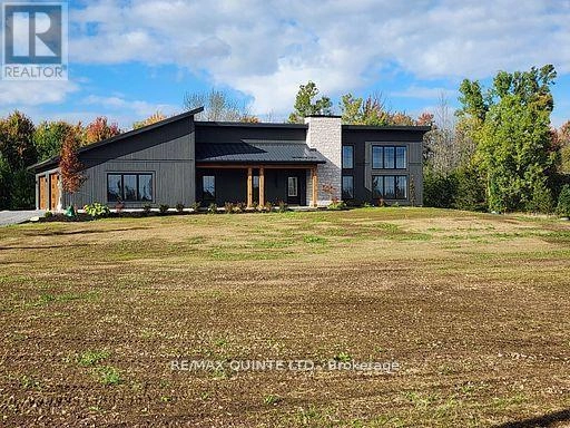 225 Mitchells Crossroad, Prince Edward County, Ontario  K0K 2T0 - Photo 2 - X12294600