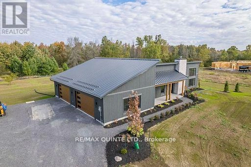 225 Mitchells Crossroad, Prince Edward County, Ontario  K0K 2T0 - Photo 3 - X12294600