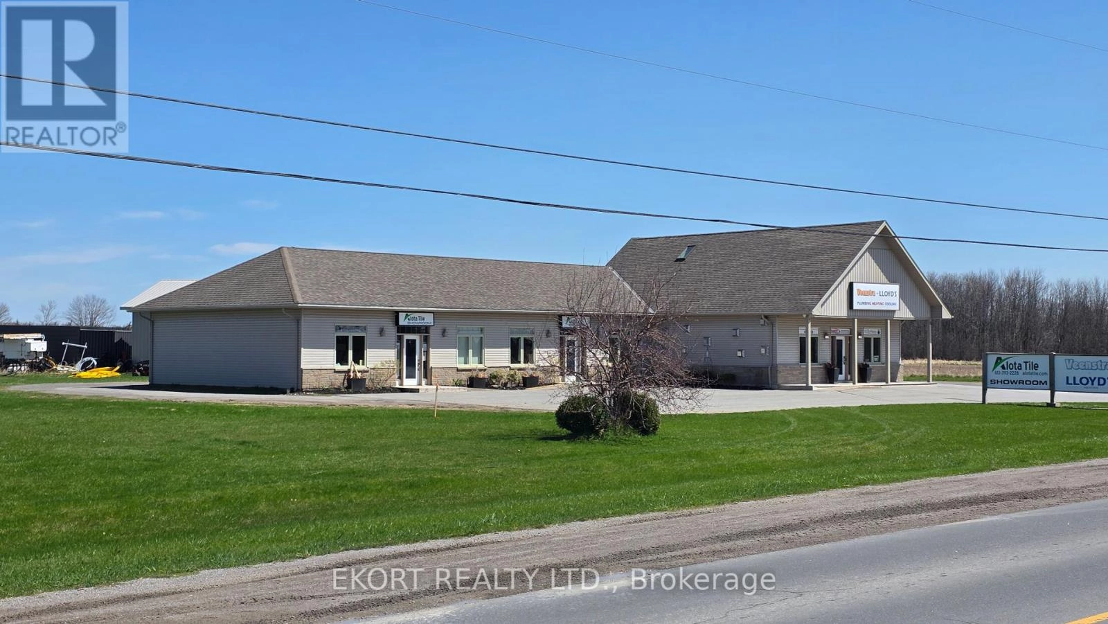2188 County Road 1 Road, Prince Edward County, Ontario  K0K 1G0 - Photo 2 - X12294652