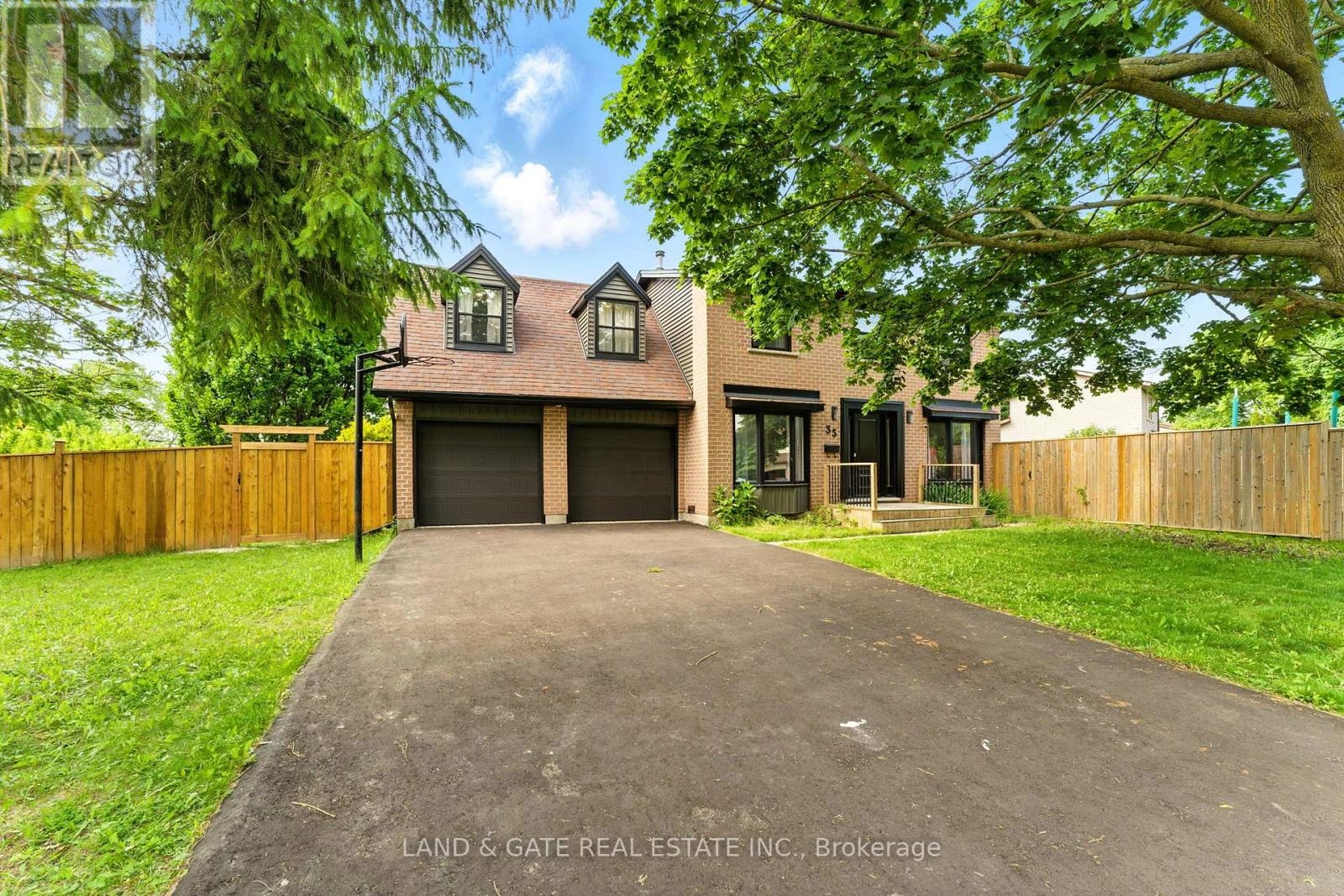 35 Aspen Valley Crescent, Guelph, Ontario  N1G 3Z9 - Photo 1 - X12294897