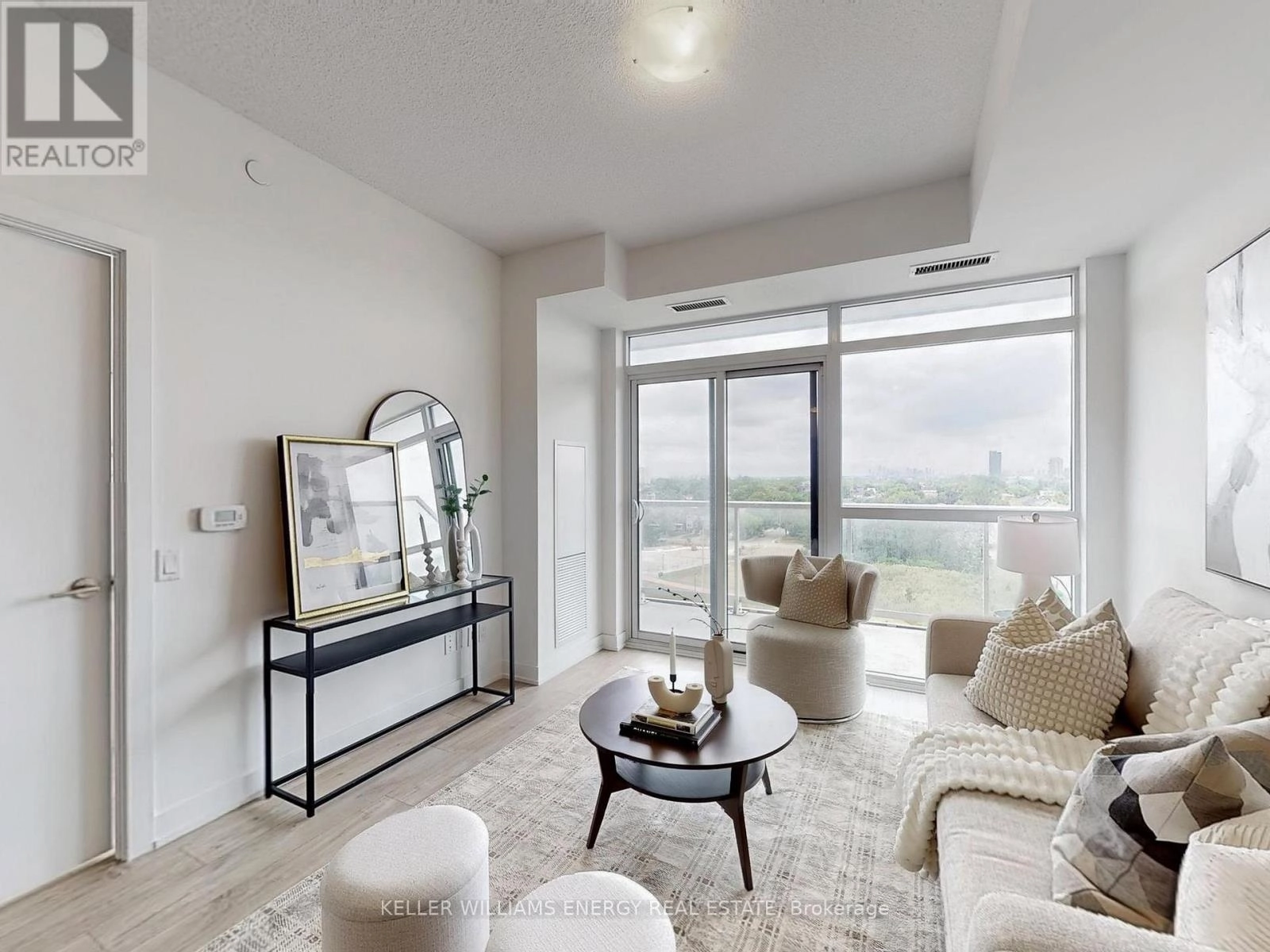 1021 - 251 Manitoba Street, Toronto, Ontario  M8Y 0C7 - Photo 3 - W12295027