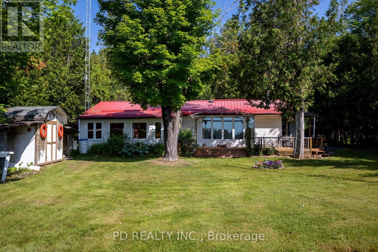 22 Evergreen Street, Kawartha Lakes, Ontario  K0L 2W0 - Photo 1 - X12175508