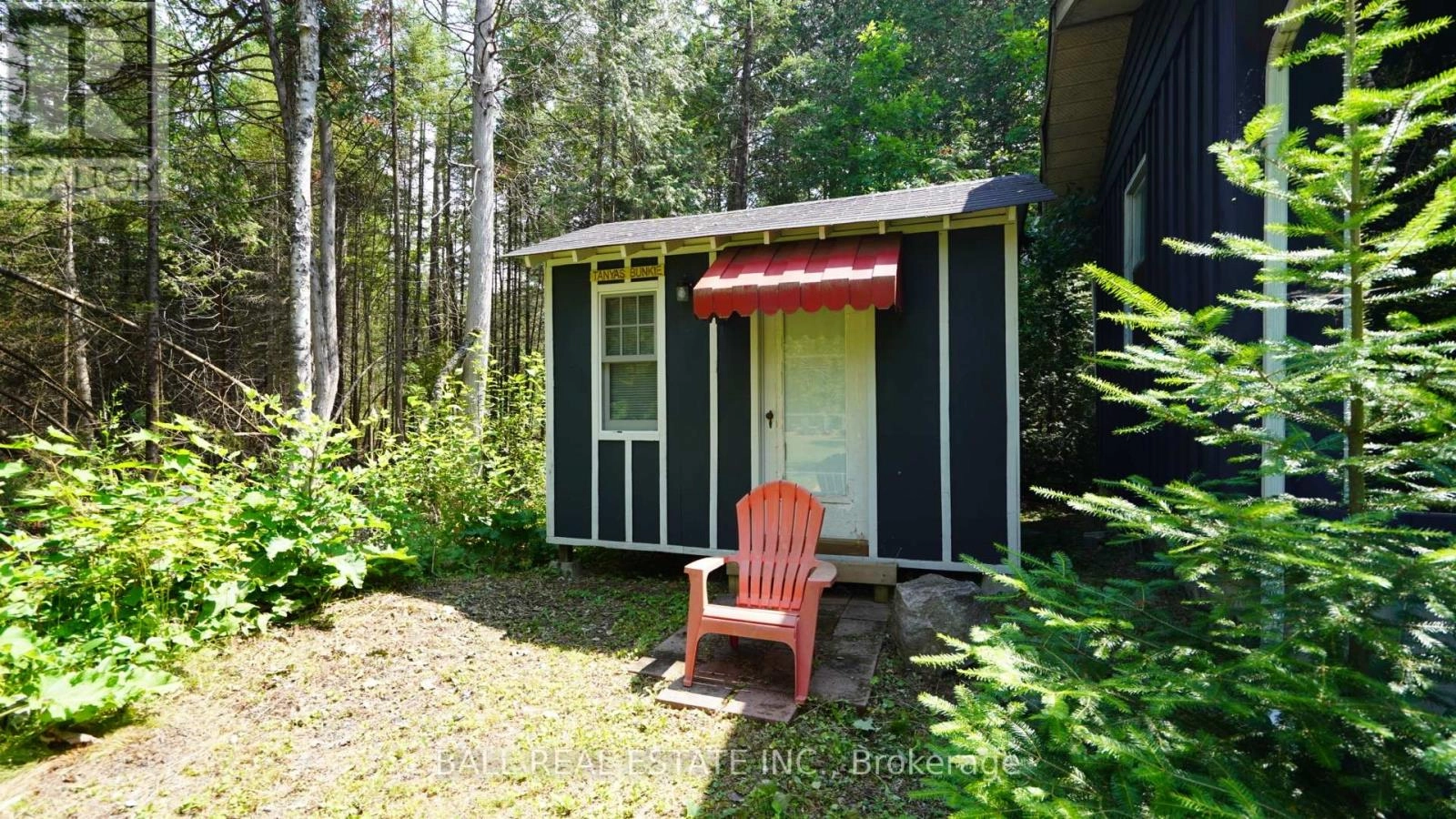 105 Little Silver Lake Way, Trent Lakes, Ontario  K0M 1A0 - Photo 3 - X12296874