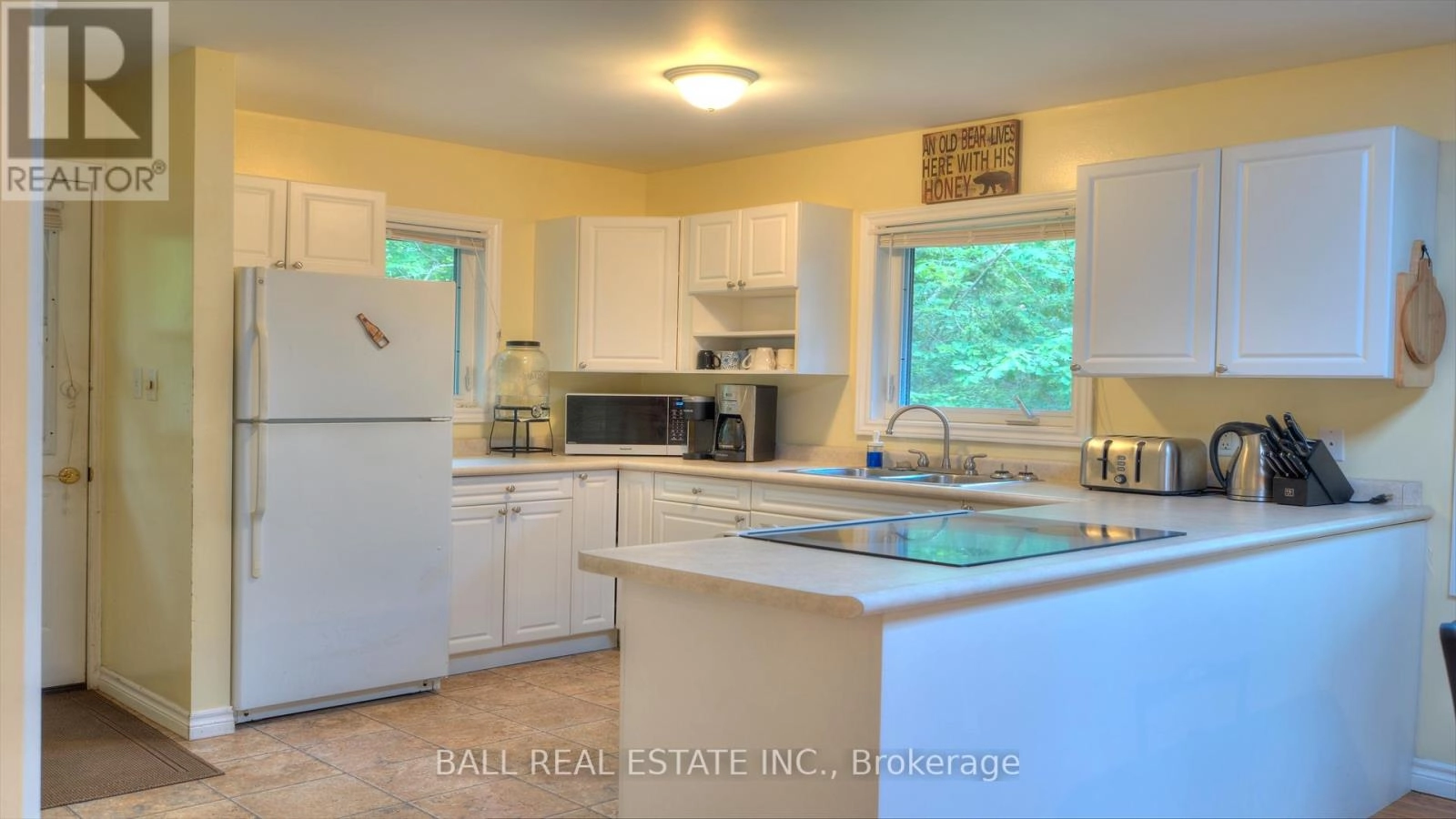 105 Little Silver Lake Way, Trent Lakes, Ontario K0M 1A0 - Photo 9 - X12296874