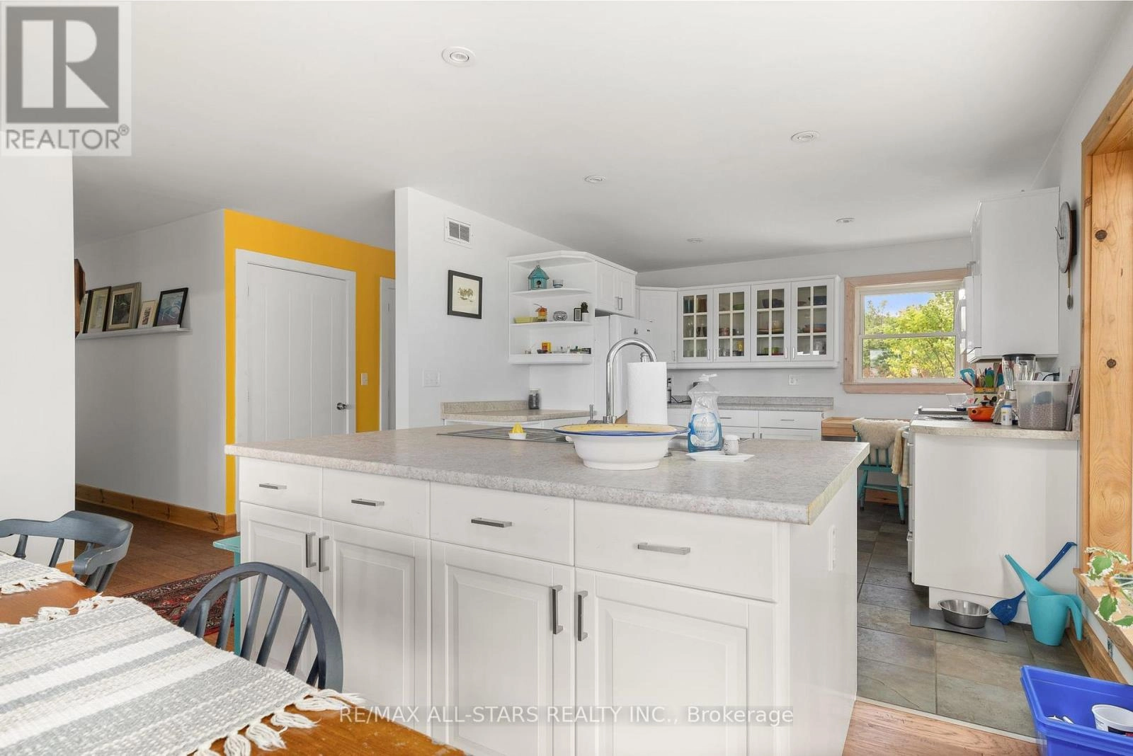 485 Burnt River Road, Kawartha Lakes, Ontario K0M 2L0 - Photo 19 - X12296904