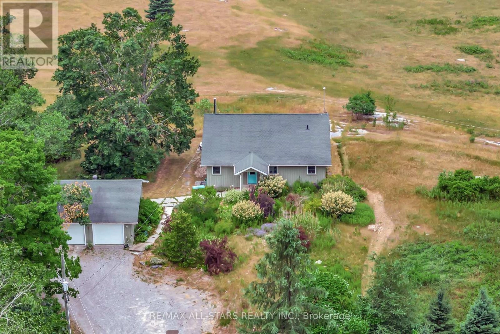 485 Burnt River Road, Kawartha Lakes, Ontario K0M 2L0 - Photo 9 - X12296904