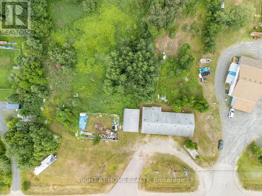 12541 Highway 41, Addington Highlands, Ontario K0H 2G0 - Photo 10 - X12293666