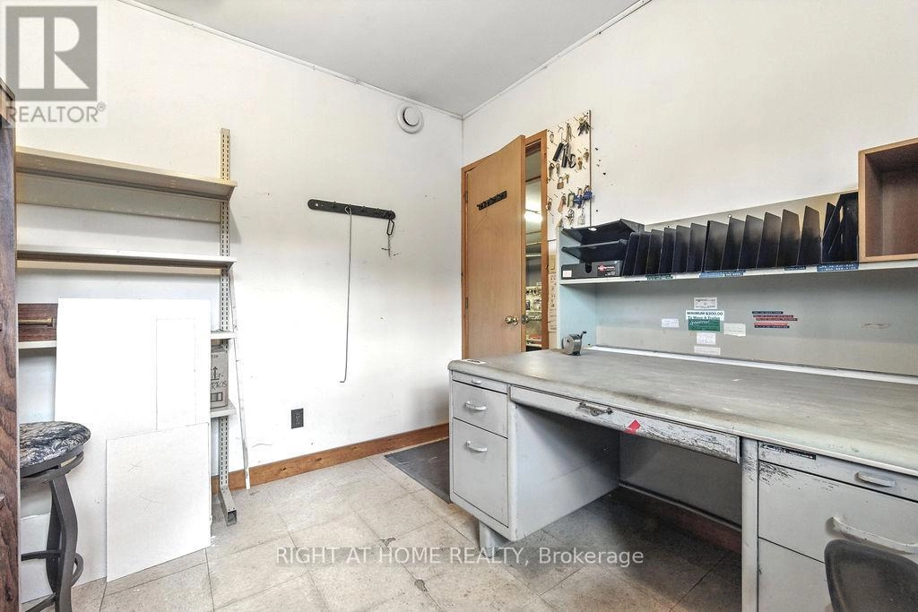 12541 Highway 41, Addington Highlands, Ontario K0H 2G0 - Photo 38 - X12293666