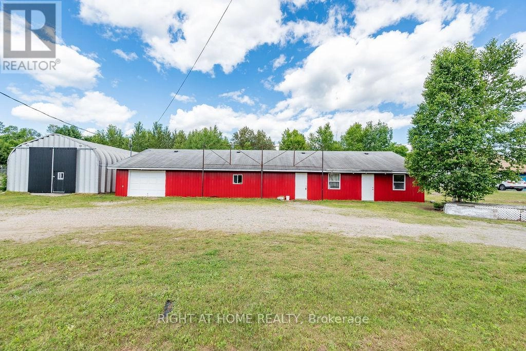 12541 Highway 41, Addington Highlands, Ontario K0H 2G0 - Photo 4 - X12293666