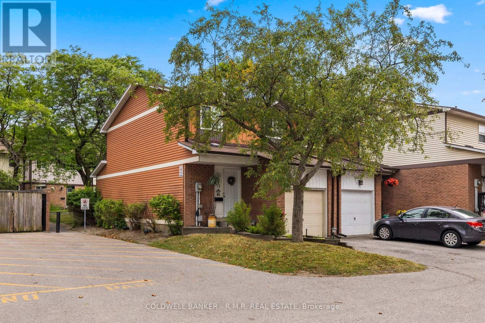 15 - 540 Dorchester Drive, Oshawa, Ontario  L1J 6M5 - Photo 2 - E12297296