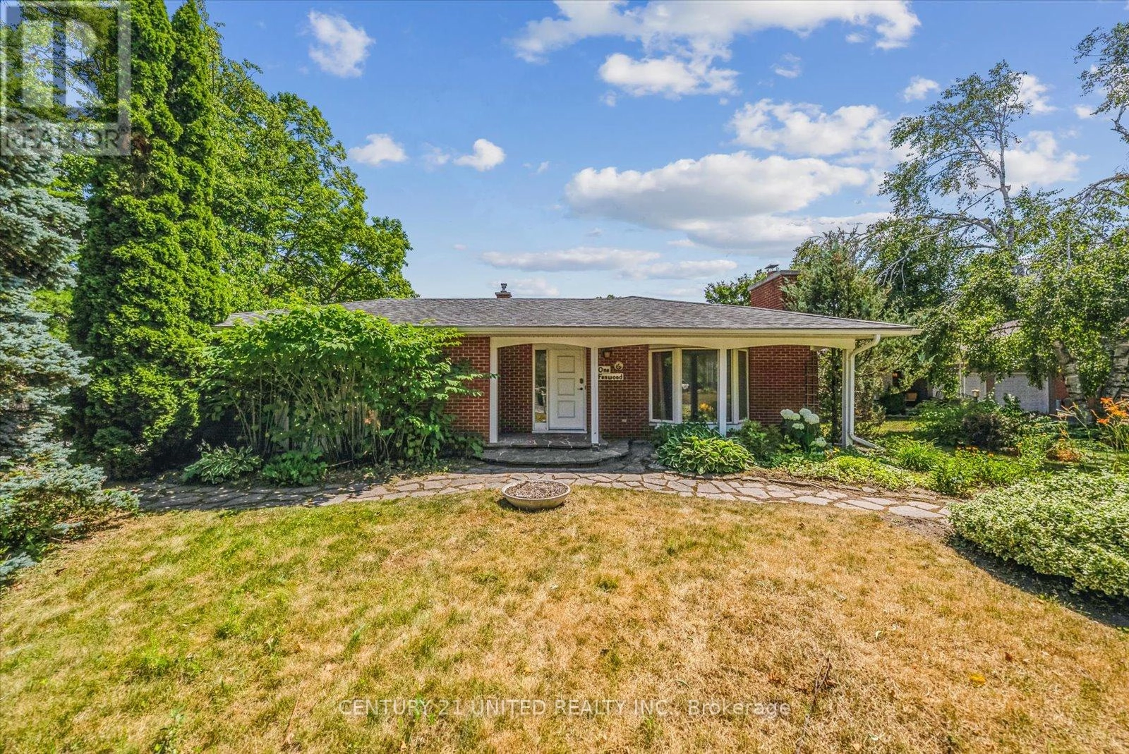 1 Fenwood Circle, Peterborough West, Ontario  K9J 6M4 - Photo 3 - X12297382