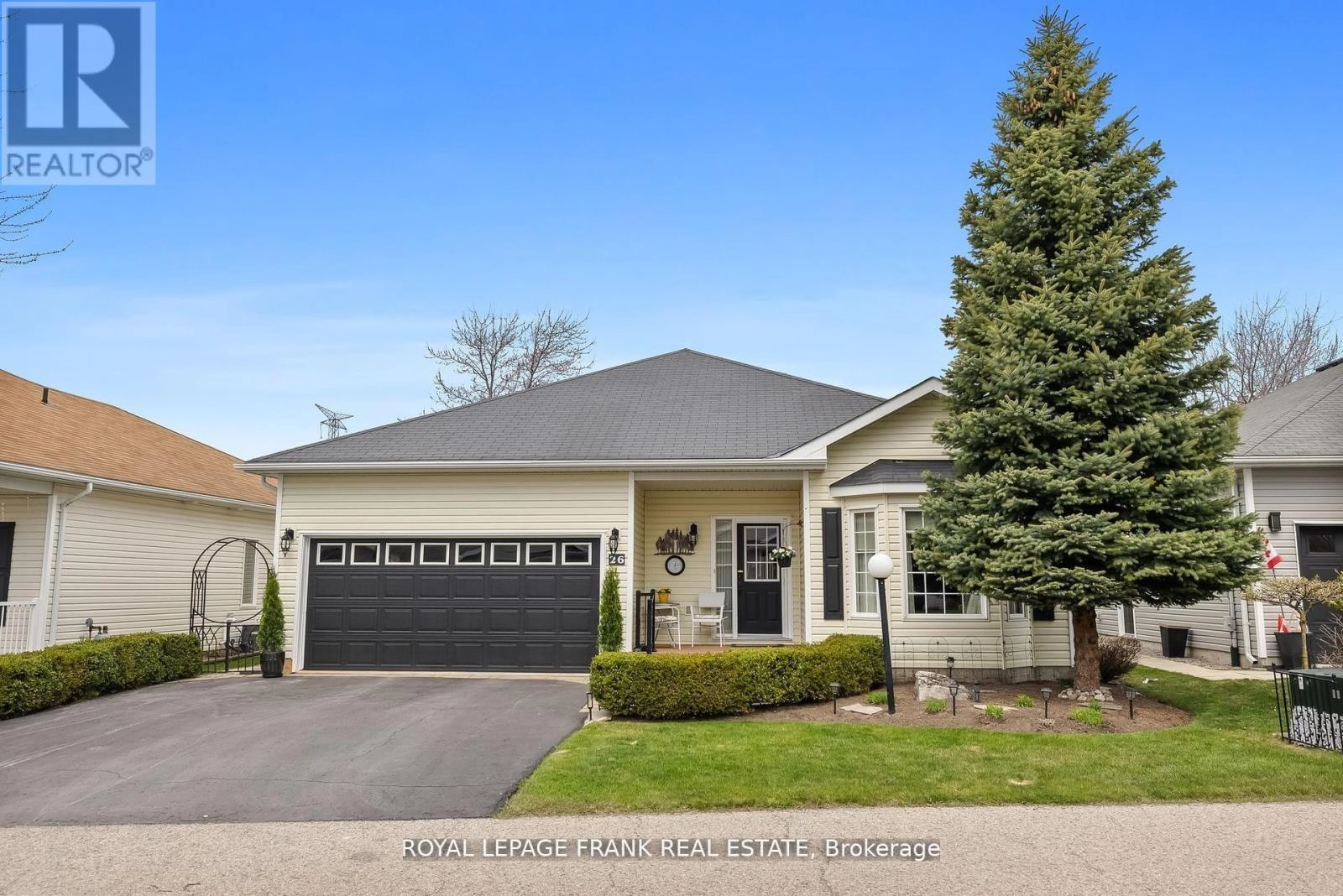 26 Kissingbridge Lane, Clarington, Ontario  L1B 0B2 - Photo 1 - E12297703