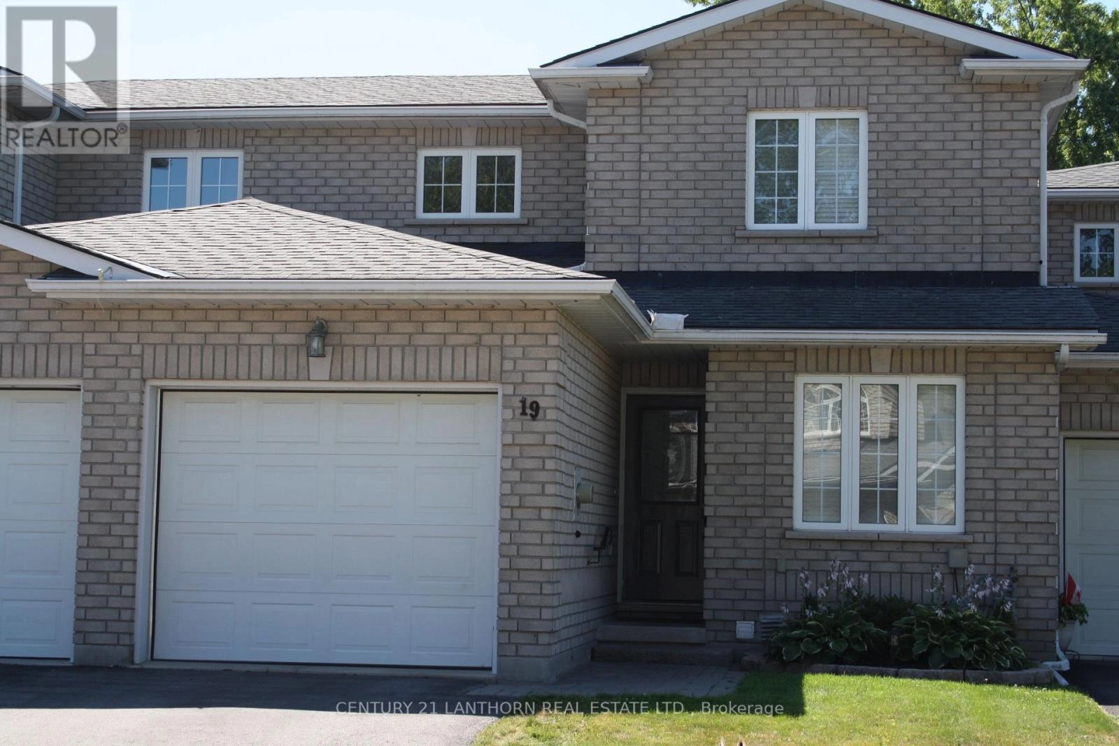19 Pinegrove Court, Belleville, Ontario  K8N 5X9 - Photo 1 - X12299180